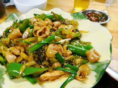 酸菜炒大肠-鸿渡渔庄·特色鸭咀鱼