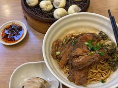 -佬钱湾仔(衣裳街店)