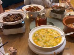 -黄泥岗·地道湖北菜(奥特莱斯店)