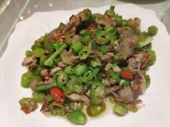 青椒削骨肉-小芙蓉湘菜馆(易生活购物公园店)