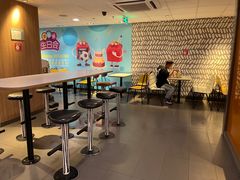 用餐区-麦当劳(中山大道中店)