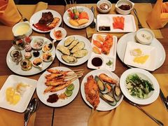 餐饮设施-彩虹云霄拜约克摩天塔