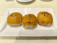 蜜汁叉烧酥-兴悦酒家(环市东路店)