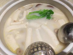-煲大王猪肚鸡·椰子鸡火锅(红谷滩万达店)