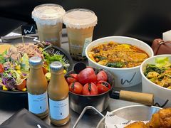 -W COLLECTIVE  DESSERT SHOP