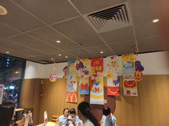 -麦当劳(十字街店)