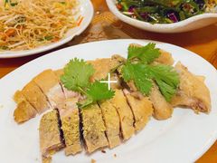 -正宗普宁豆干坊·洪记砂锅粥(红领巾路店)