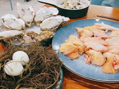 -老何家后安粉·糟粕醋海鲜火锅(三亚湾椰梦长廊店)