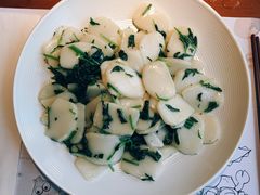 荠菜炒年糕-南小馆(迪士尼小镇店)