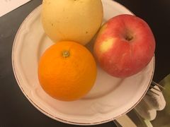 -深圳富苑皇冠假日套房酒店