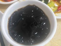 梧州龟苓膏-金财记猪肚鸡