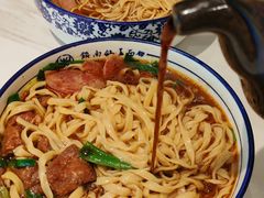 -镇南锅盖面馆(解放路店)