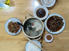 -朱大嘴肥肠血旺(福字街店)