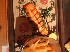 -FAT COW(虹梅路店)