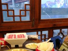 -小天鹅火锅·一线江景洪鼎旗舰店(洪崖洞店)