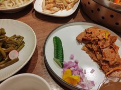 -贯贯吉·清真餐厅(浙江中路店)