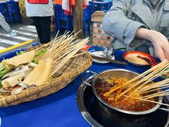 -马路边边串串香(延庆环球新意广场店)