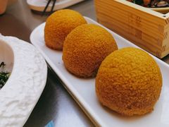 酥皮山楂叉烧包-蔡澜点心·粤菜(万菱汇店)