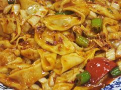 辣白菜炒猫耳朵-后卫寨猫耳朵(后卫寨店)