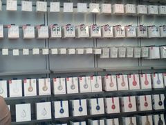 -Apple零售店(华贸购物中心店)