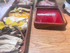 -菌小白·野生菌火锅(时尚天河店)