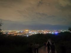 -鬼笑石后山停车场