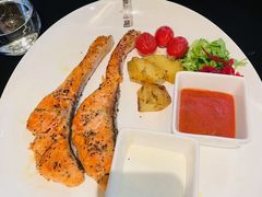 -Efes Turkish & Mediterranean Cuisine 艾菲斯餐厅(陆家嘴店)