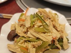 -聚首堂·特色小吃·肘子(什刹海德胜门店)