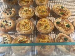 -VERIE BAKEHOUSE