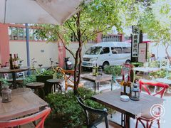 -SISTERS BAR RESTAURANT川意酒馆(嘉善老市H楼店)