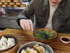 -锅贴大王南翔小笼(临沂二村店)