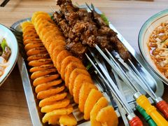 -白阿婆过油肉拌面·大盘鸡