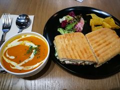 -HELLO 27 意面·沙拉·帕尼尼