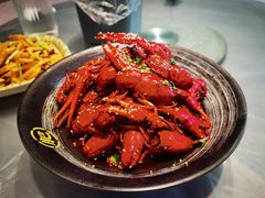 -肥肥虾庄·金牌油焖大虾(汉口城市广场店)