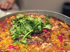 -万重锦·人文川菜馆(骡马市店)