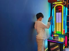 -不可思议减压馆·解压博物馆·摔碗发泄·团建定制