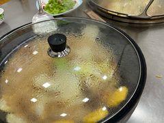 -屯老二农家铁锅炖·行业领军者(梅江店)