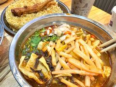 -柳州肥姨妈大骨螺蛳粉(万达中心店)