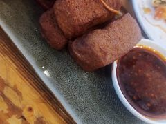 -胡桃里音乐餐厅(陶溪川店)(川湘赣菜·世界百大酒庄直供红酒·音乐表演)
