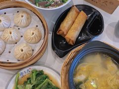 -馋三尺蟹粉小笼(人民广场店)