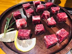 -唯成•韩国炭火烤肉 유성고기