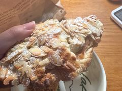 杏仁羊角-麦田工坊(月湖店)