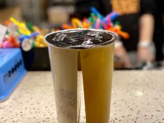 甜胚子绿茶奶茶双拼-放哈·甜醅子奶茶创造者(正宁路店)