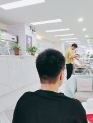 -米娜护肤造型