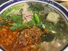 -云阿蛮云南生烫牛肉米线(奉贤路店)