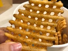 -麦当劳(贵和购物中心B1店)