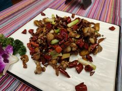 -香巴拉云南餐厅(华莱坞店)