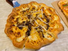 炙烤牛肉比萨-必胜客(证大大拇指店)