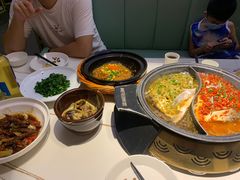 -阿瓦山寨·湘菜现炒·剁椒鱼头王(咸阳总店)
