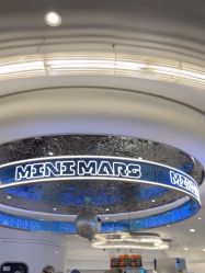 -MINI MARS 移动的空间站乐园·餐饮·派对(浦东金桥店)